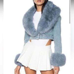 Azalea Wang cropped  GISELE   jacket with fur collar and fur cuffs.brand new , M